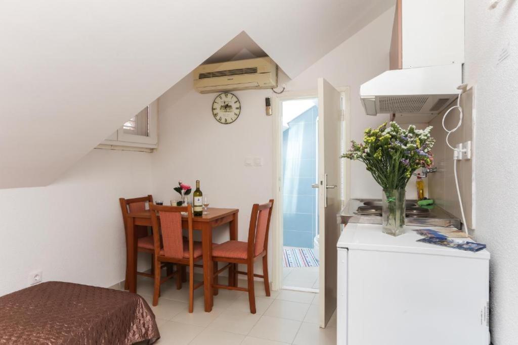 City Center Apartment Larica Dubrovnik Exteriör bild