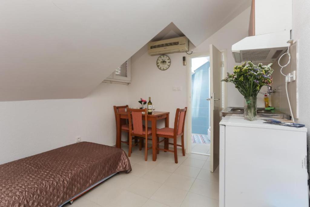 City Center Apartment Larica Dubrovnik Exteriör bild